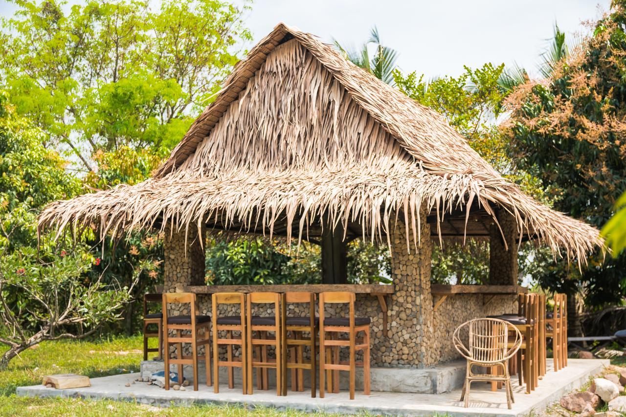 The Plantation Hostel Kampot Exterior foto